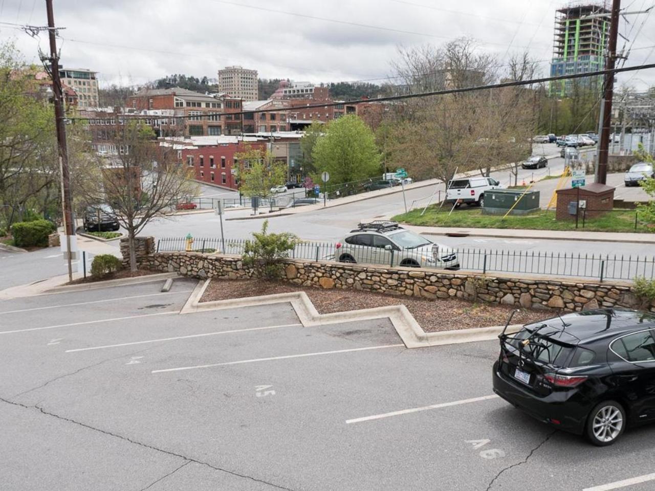 The Easy Spot Dt Parking Villa Asheville Exterior foto